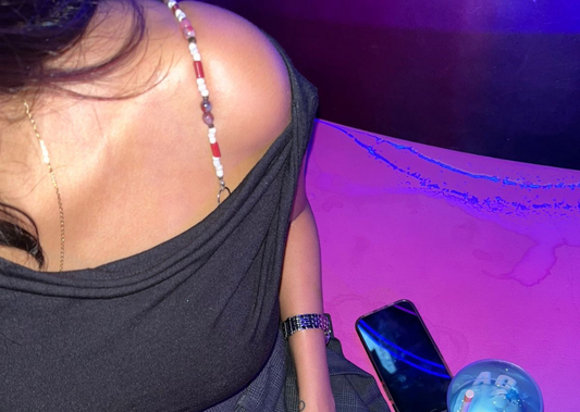 The Secret to Making Your Strapless Bra Stay Put All Day