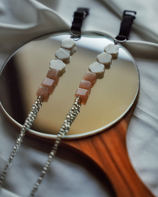 Embrace the Beauty: Why You Should Stop Hiding Your Bra Straps