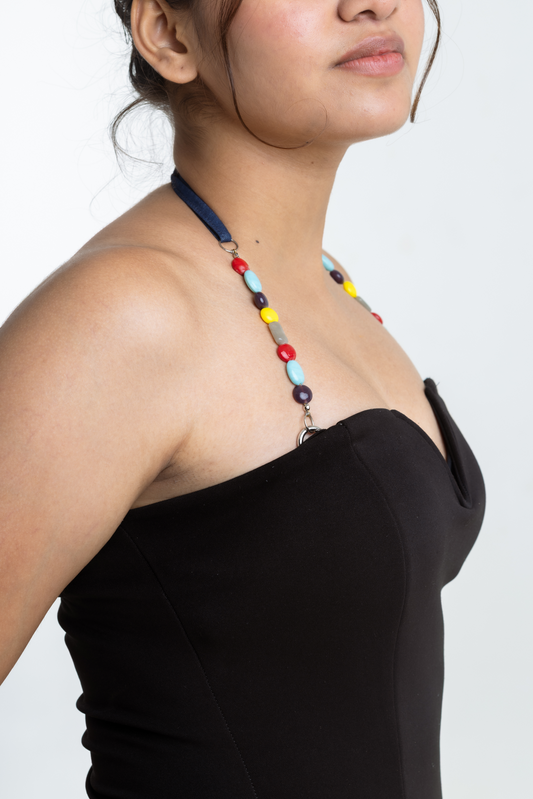 Bra Straps as Conversation Starters: How Fashion Sparks Social Moments